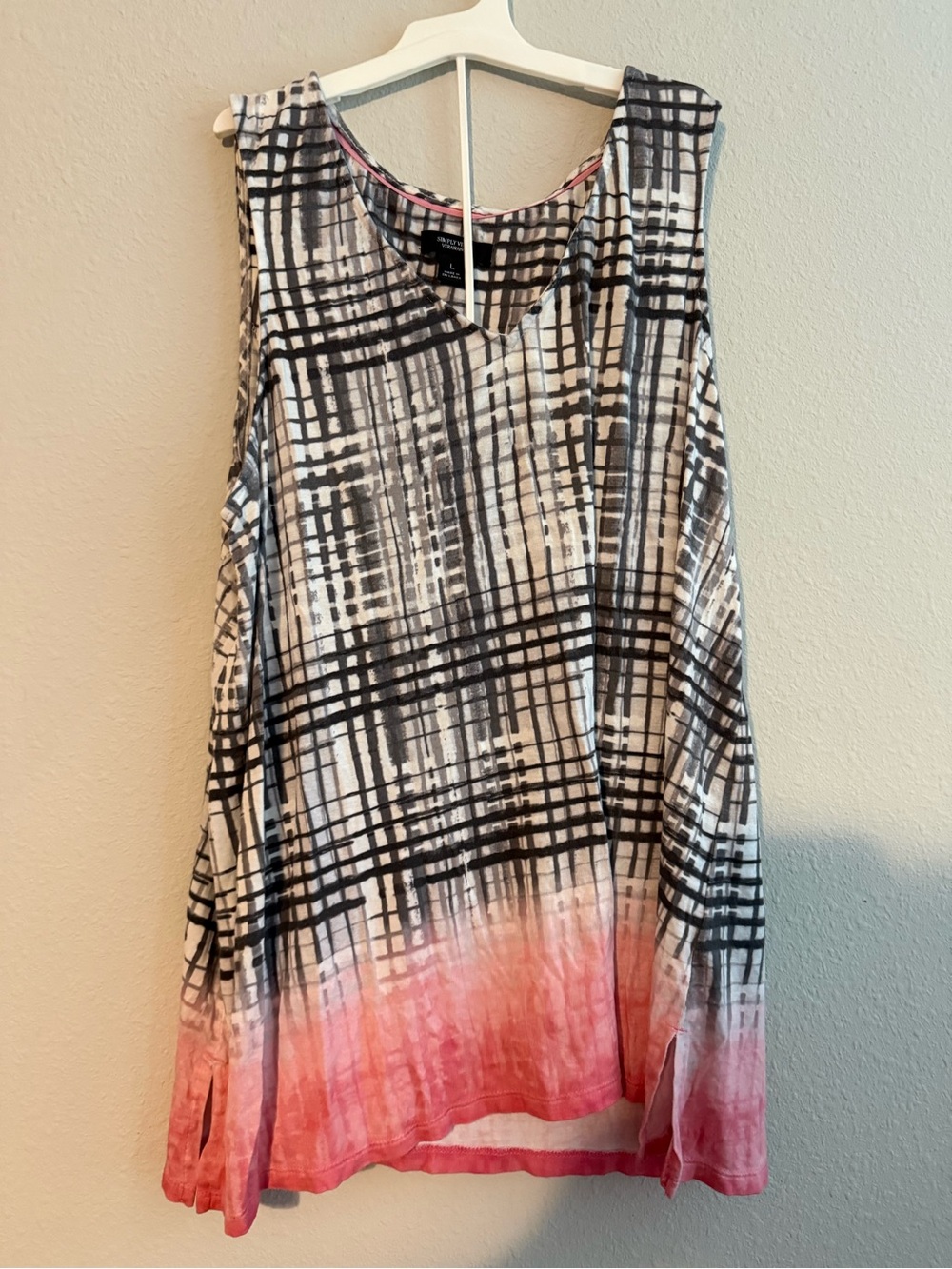Simply Vera Vera Wang Gray Plaid Top with Pink Trim
